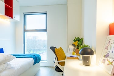 Deluxe Studio at Spring Mews, Tinworth Street, Vauxhall, London, SE115EL - Image 4